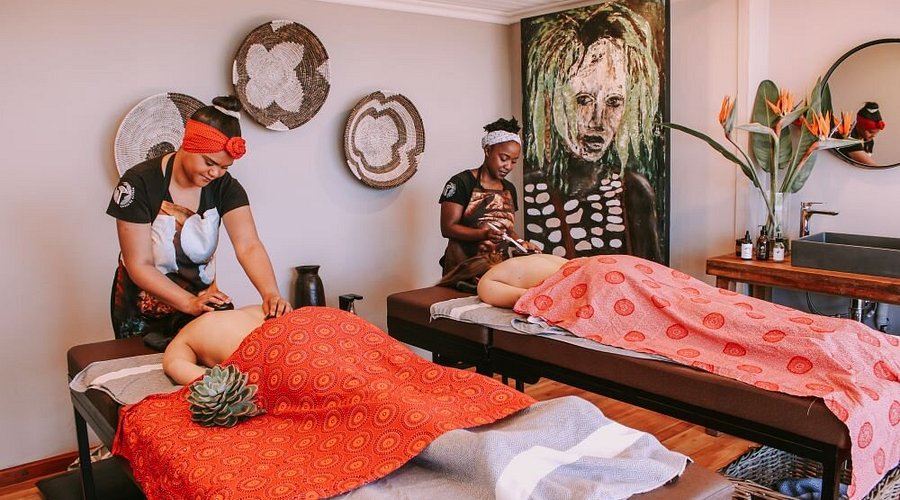 Couples spa safari experience in Africa with Boots in the Jungle Safaris