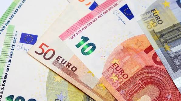 The Rwandan Franc has been Rwanda’s official currency since independence and plays an important role in the country’s economy.
